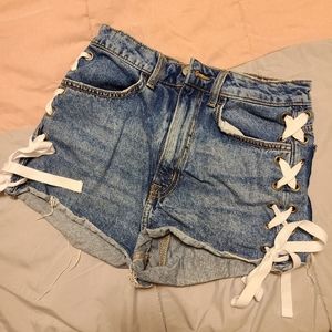 White ribbon denim shorts